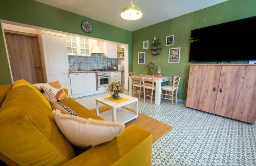 Charmdeen - Photo 16