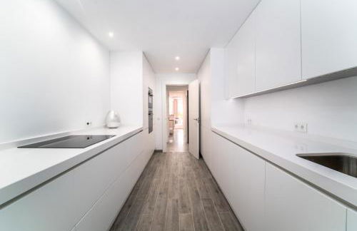 BRIGHT NEW APARTMENT IN PUENTE ROMANO - Foto 14