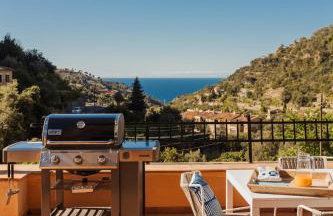 Villa renovada vista al mar y piscina climatizada - Foto 7