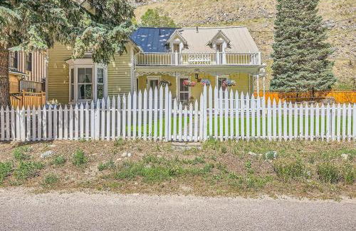 Victorian Dream! Charming Mountain View Home by Downtown - Foto 33