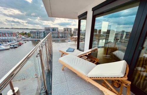 COAST HOUSE Seaside Loft - Photo 19