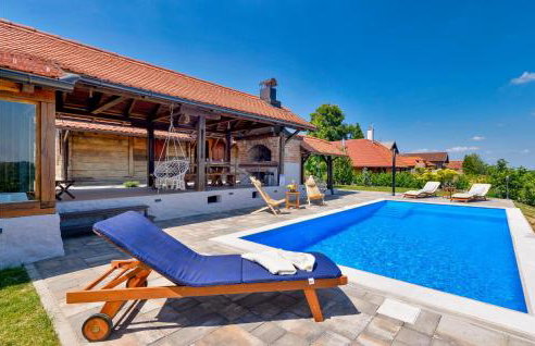 Gorgeous Home In Martinkovec With Sauna - Foto 1