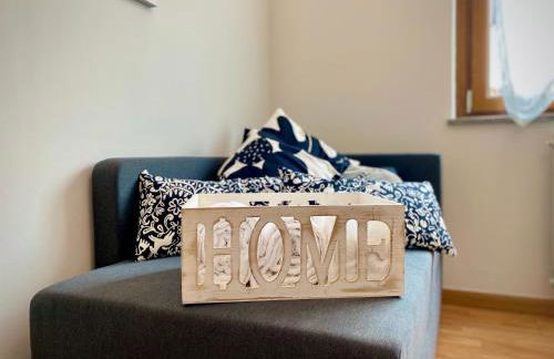 Malpensa Home 2' from MXP, 15' public shuttle free self-check-in - Foto 8