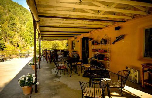 Charming Cottage Rental with Fabulous Views of the Trinity River in Northern California - Foto 61