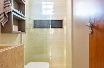 Apto com Ar e varanda a 5 min do aeroporto - Foto 20