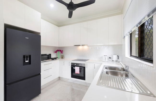 Zen Coastal Hideaway Modern Hospital Beach - Foto 12