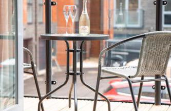 Dog-Friendly Townhouse in Converted Mill near Stroud Commons - Foto 45