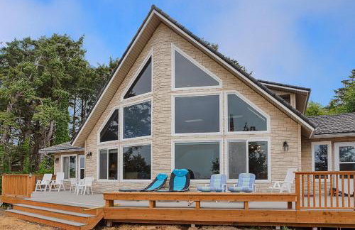 Beachfront Moclips Retreat w Hot Tub Fire Pit - Foto 18