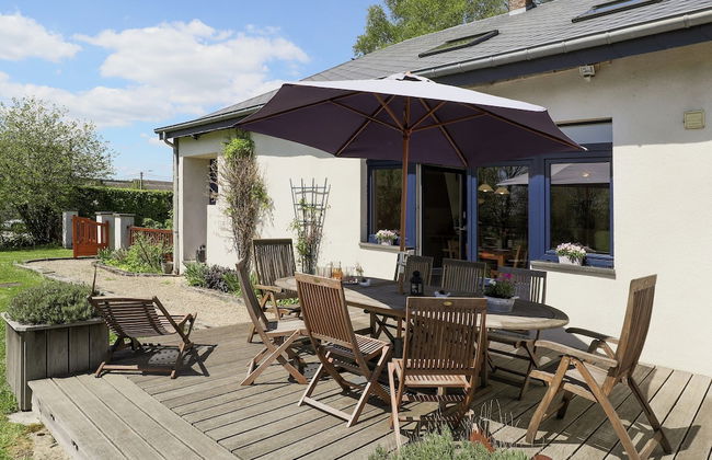 Cushy Holiday Home With Fenced Garden - Photo 17