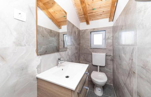 Cozy Home In Ugljane With Wifi - Foto 37