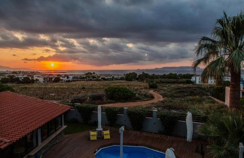 A Cozy Eco Villa by the Sea - Photo 32