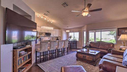 Henderson Home with Pool and Mountain, Strip Views! - Foto 3