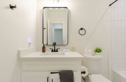 Urban Retreat near Historic Downtown McKinney - Foto 60