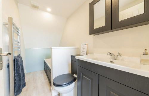 Nether Newton - Sleeps 12, Hottub, Sauna, Private Garden - Foto 26