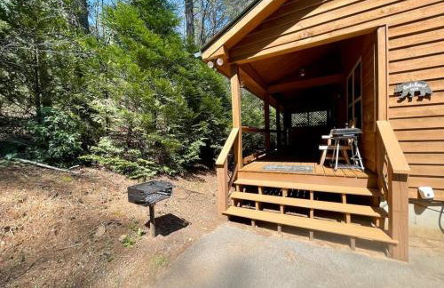 Cabin 2 bed close to Helen hot tub #15 - Foto 9