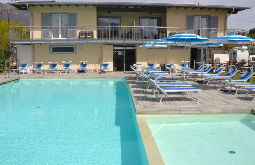 Camping Italia 90 Apartments - Photo 1