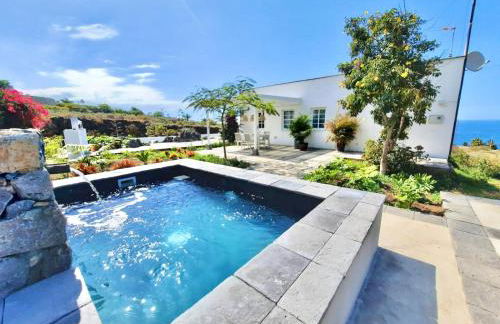 Casa Aura, Increíbles Vistas al Mar y Piscina Privada - Foto 1