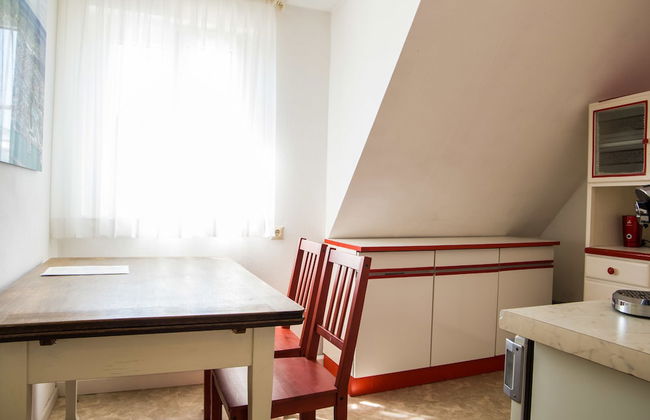 PE Loft Central - Photo 8