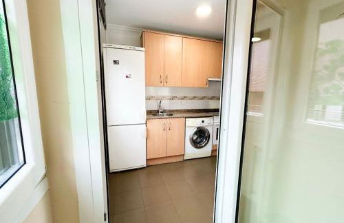 Cómodo apartamento con piscina by beBalmy - Foto 9