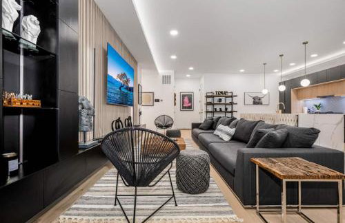 Ultra Modern Luxury - New Construction 4 Bedrooms - Photo 11