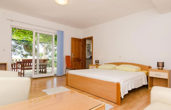 Apartments Plavac Mali - Photo 6