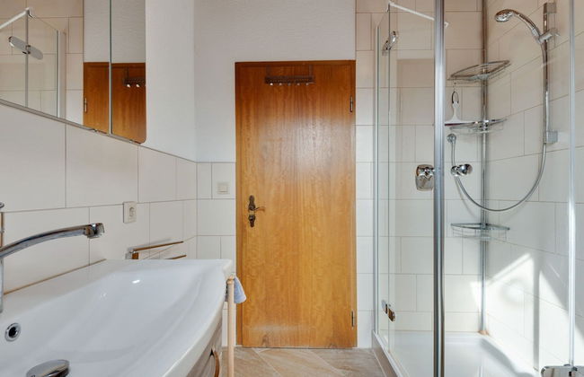 Welcoming Apartment in Niedereschach OT Kappel near Lake - Photo 18