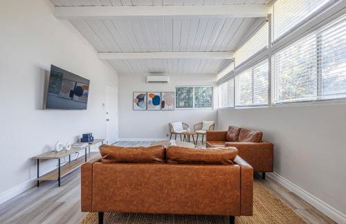 Spacious 2-Bedroom Duplex in Beverly Hills Residential Area - Foto 16