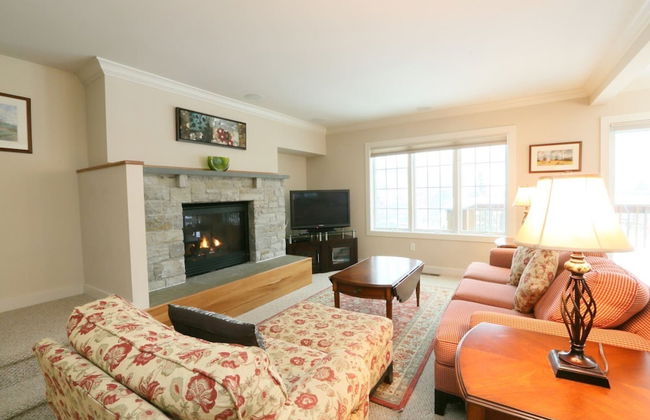 3BR Overlook at Topnotch - Photo 12