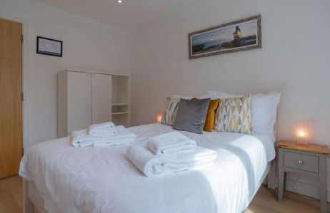 Trewhiddle Retreat V9 by Together Travel - Luxury 4-Bedroom Villa - Foto 24