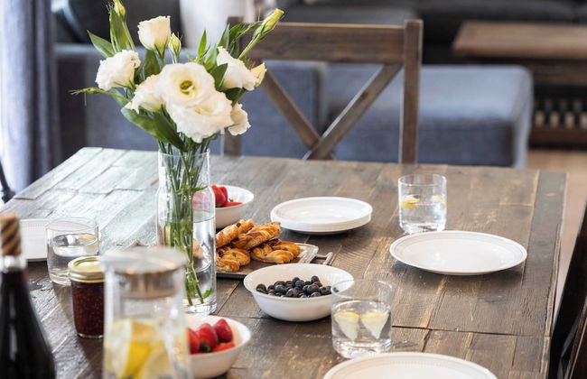 Sandy by Avantstay Oceanview, Steps to Beach Patio w/ Fire Pit + Dining Area - Foto 10