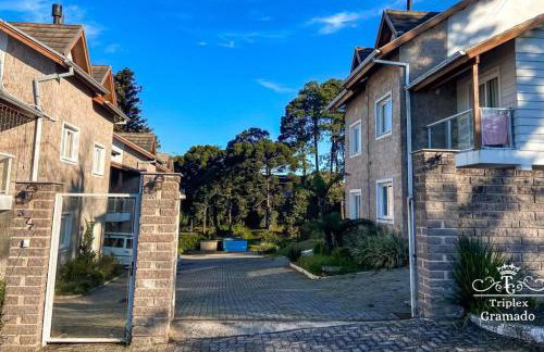 Casa Triplex com 03 Suítes, Cond no Centro Gramado - Foto 31