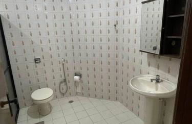 Entre Aeroporto e Centro , o Conforto em Ilhéus - Foto 9