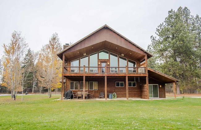 Flathead River Retreat For 15! - Foto 1