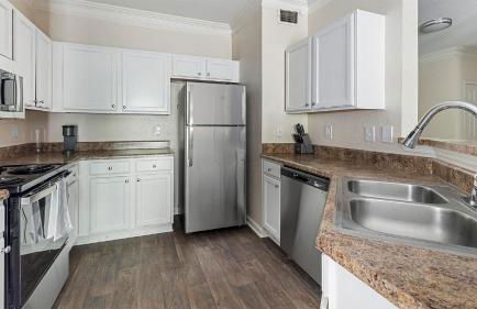 Landing Amazing 1BD Tennis Court Clubhouse - Foto 27