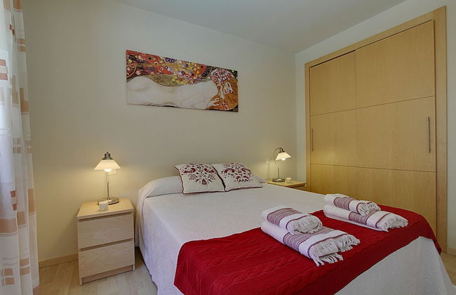 Apartamento Top Malaga Calle Pacifico con piscina y parking - Photo 2