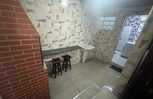 TRIPLEX piscina churrasqueira lava e seca Wi-Fi e 2 TVs em Condomínio com 90m2 no centro de Ubatuba - Foto 44