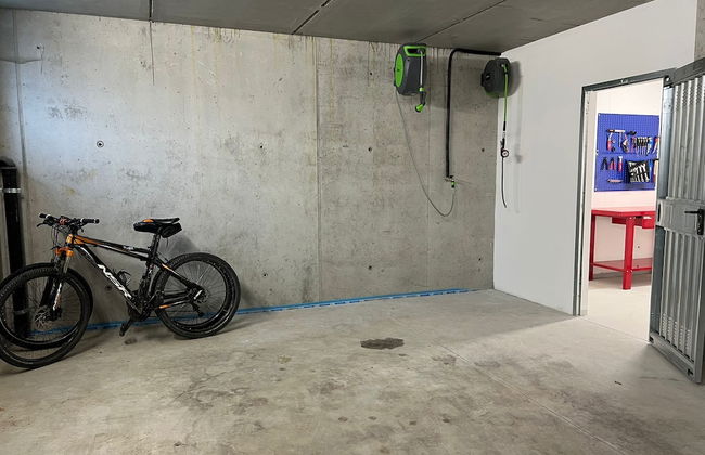 Bernina Suites -2min walk to Bernina Exp - Photo 36