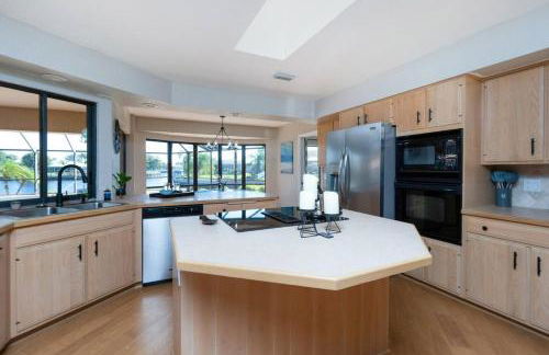 V Tropical-waterfront-free Heated Pool- Beach and Fishing Gear Bikes Kayaks - Foto 32