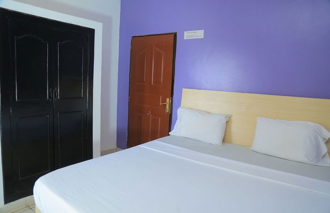 6 Bed - 4 Bath - Sleeps 12 - Garden - Parking - Foto 5