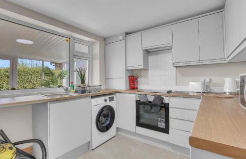 Cozy 2 Bedroom Cottage - Foto 47