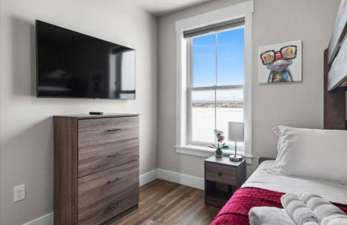 Stay with Style in this Townhome - Photo 28