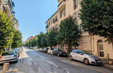 Cozy T2 - Lovely Balcony - Center - Liberation - Clim - WIFI - Foto 17