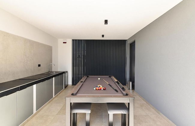 Spacious Villa With Pool and Garden in Stokovci - Foto 31