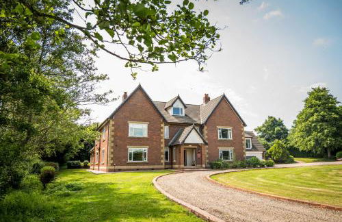 The Farmhouse at Ream Hills - Photo 2