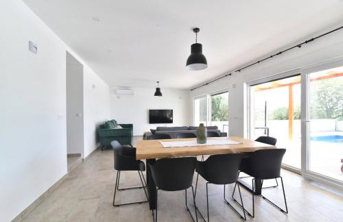 Villa Olivia - Jasenice, with swimming pool and jacuzzi - Foto 7