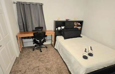 Pool house Best location in Wesley Chapel - Photo 38