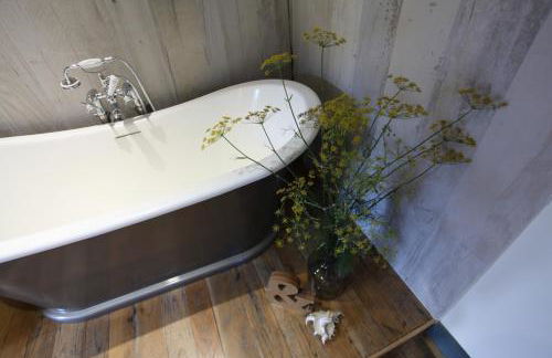 Rod and Line - Photo 35