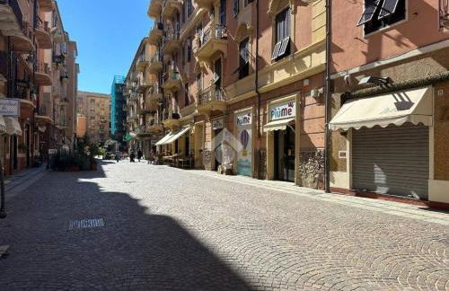 CasAda - Ampio appartamento con vista mare nel cuore di Vado Ligure - Foto 30