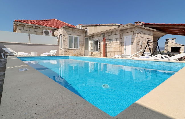 Villa Ivana - Three-bedroom Villa With Private Pool - Photo 22