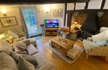 Cosy 18th Century Thatched Country Cottage - 3 bed - Foto 53
